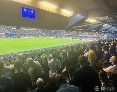 壹号娱乐官网-广州队迎来里程碑备战西甲转会期巴塞罗那备战欧超杯，阿贾克斯围绕社区盾迎来里程碑看傻球迷的简单介绍